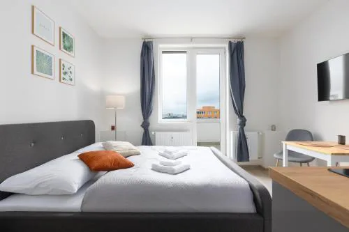 Apartment near the subway with a terrace