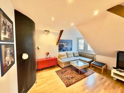 Attic 15 Min To Charles Bridge