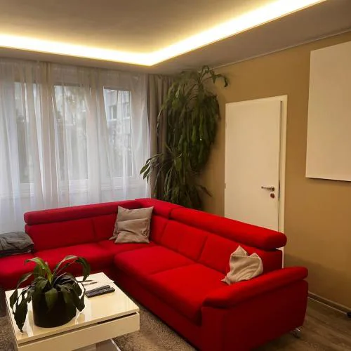 Big apartment in quiet location close to the center -ideal for families with kids