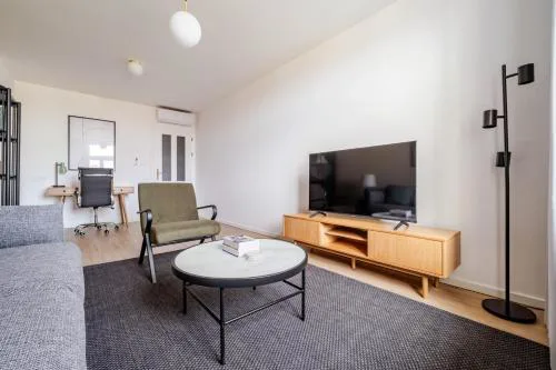 Blueground Prague 2 furnished Náměstí Míru PRG-44