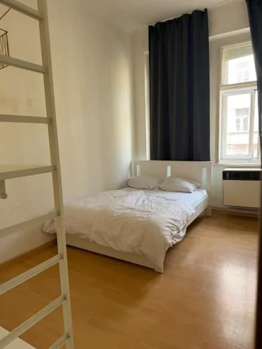 Bright Room in Shared Apartment Letna Near Prague City Center