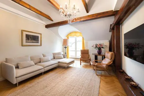 Charles bridge unique maisonette