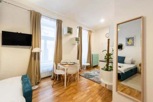 Charm Apartment