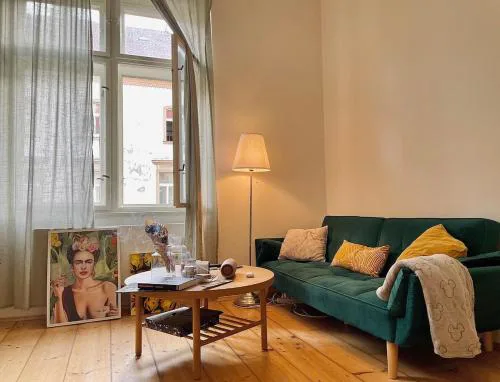 Spacious 1BDR Apartment with Balcony in Karlin