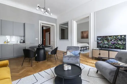 Charming 2-Bedroom Apartment in the Heart of Prague
