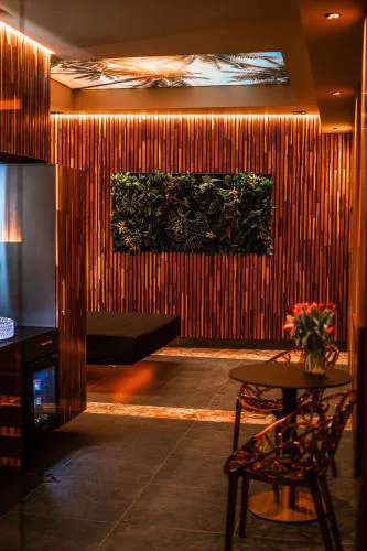 Coco Suite Private Spa and Jacuzzi Prague Center