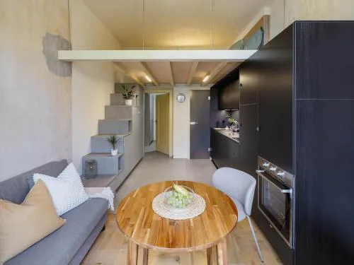 Cozy apartment in Vinohrady café & culture zone