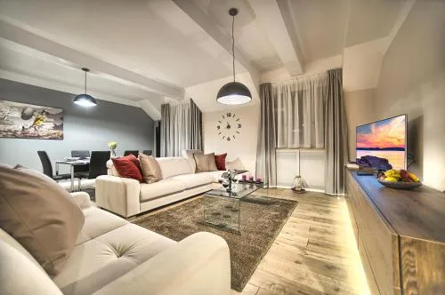 Exclusive 2 bedroom apartment Old Town - 2 baths, balcony and view - by Prague City Apartments