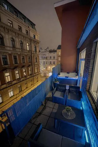 Exclusive Apartment with Terrace, View & Jacuzzi