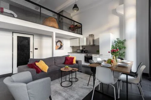 Family duplex apartment near center