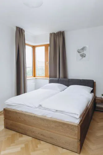 FamilyVilla, new 4 Luxury Big Apartments, parking