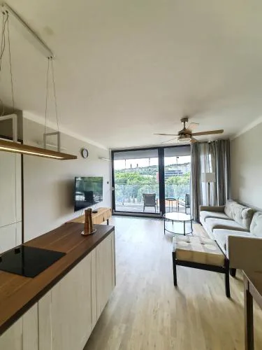 Free Parking Modern Smíchov Apartment With Large Balcony
