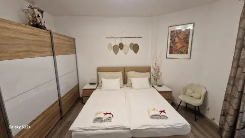 Fully renovated apartment by Anděl metro