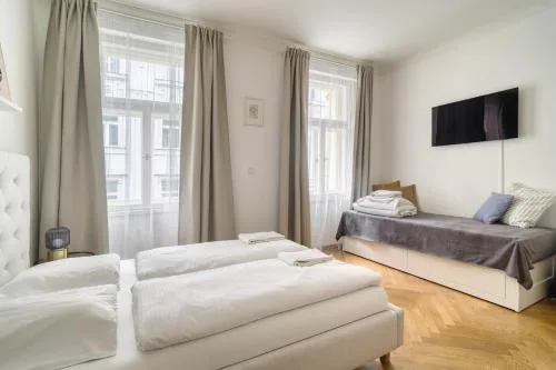 Grébovka Parkside Apartment by Rentez