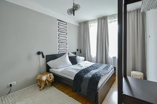 Japanese Design 3BDR Apartment in a Vibrant Area