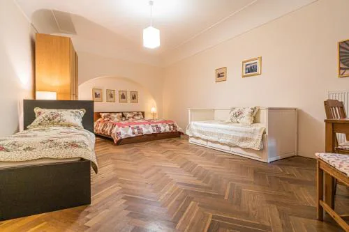 Karmelitska 1 luxury 1 bedroom
