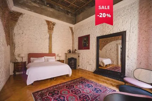 King Charles Apartment