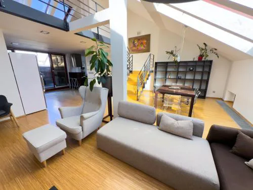 Loft-style& Modern Apartment in the center of Prague