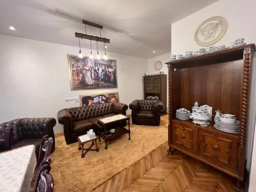 Luxe-Boutique Apartments
