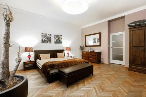 LUXURY Apartment Dlouha
