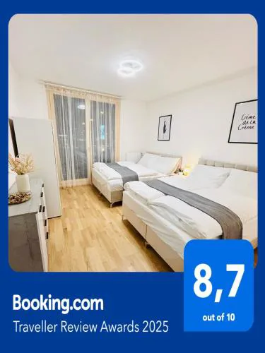New Luxury Apartmen at Andel Metro Station