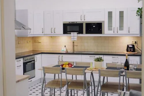 NEW! Mucha 3BDR Flat in HEART of the City Center