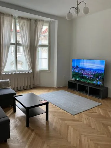 Old town Maiselova apartment