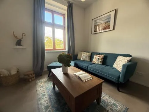 One-bedroom newly renovated apartment with Netflix