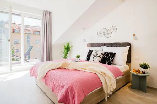Prague Days - Bright Apartments with AC near Vyšehrad Castle