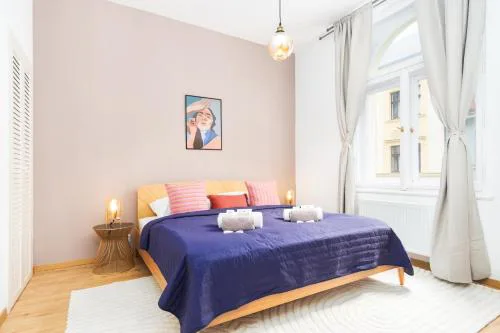 Prague Days - Eclectic Apartment in Trendy Area