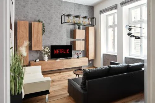 Prague Days - One-bedroom Apartment with Workspace by Vltava River in Smíchov