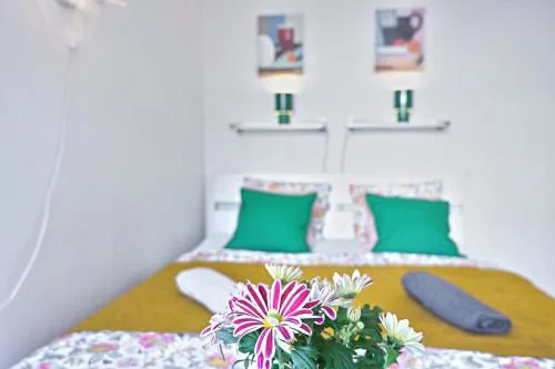 Prague Family Guest House - Rooms with shared bathroom