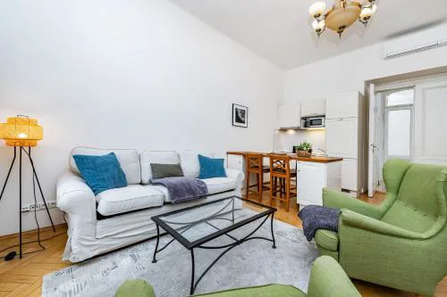 Quiet apartment in the Old Town