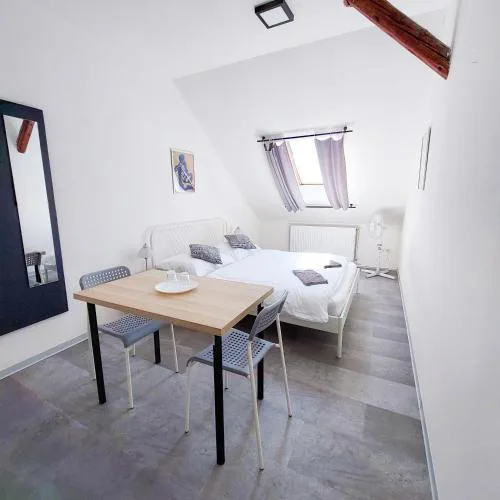 R2 Letná Rooftop Retreat Prague