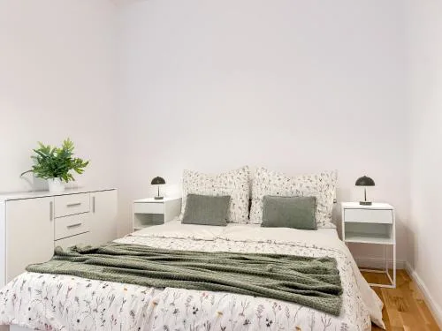 REAL Living by REFA - New Town 216