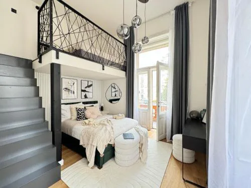 Rentero Modern High Ceiling Loft with Terrace Apartment, Prague