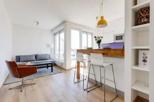 Romatic apartment with terrace - tusarova A