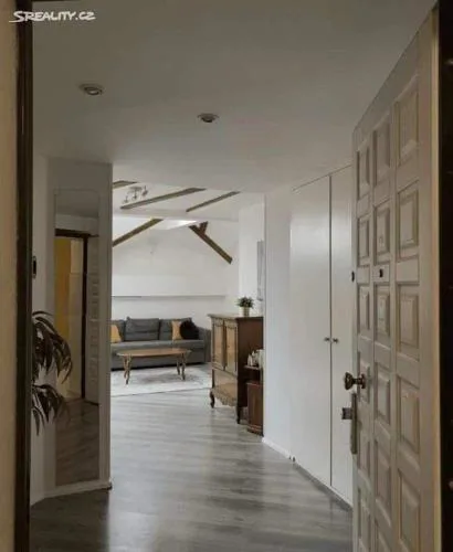 Room for 2 in Central Prague 8 Apartment