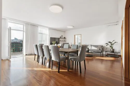 Skyline 127m Residence with Terrace - Prague Castle View