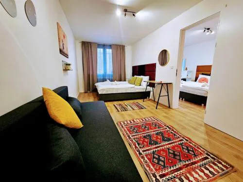 SUPERIOR PRAGUE 2BR APARTMENT for Business & Leisure, Private Garden, Free Parking & Gym, by LIVE-INN 1