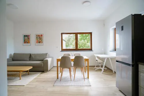 The Dante Villa Apartments