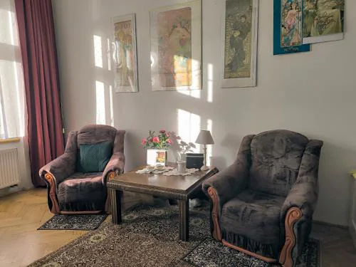 Valentinka Minutes away from Charles Bridge
