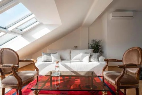 Visit Oomph Apartments