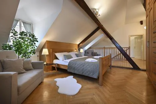 White Swan Boutique Apartments