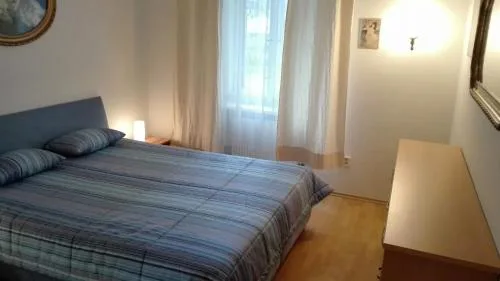 Zderaz