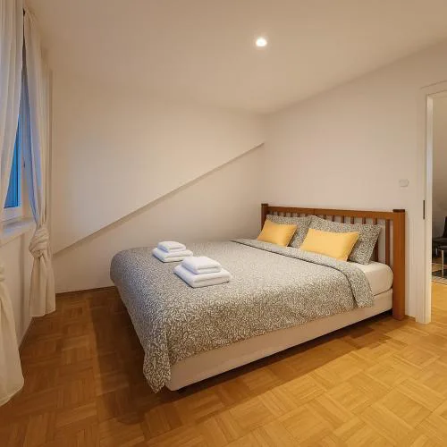 KindStay Suite w Free Parking near Prague Airport