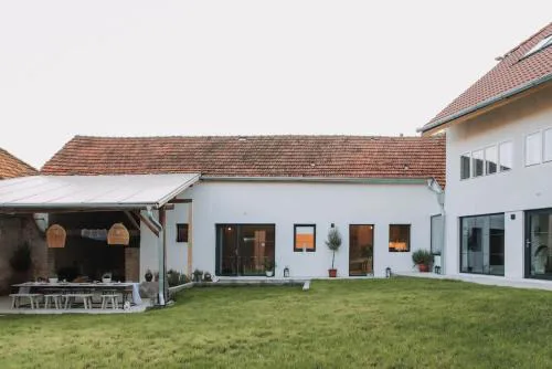 Stylish farmhouse near Brno - Statek Odysea