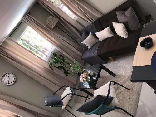 Cozy Central 1BR 2nd Floor High Speed WiFi