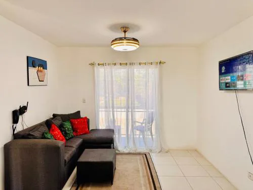 Ocean View Fast Wifi Close to Everything Coffee 2BR