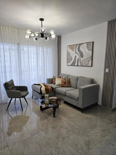 Modern 3BR Apmt Near Airport & Beach